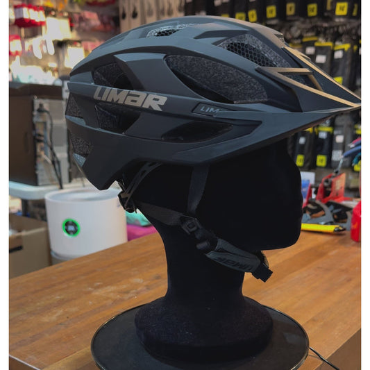 🔥🔥🔥Helm Limar 888 Hitam - alternate view