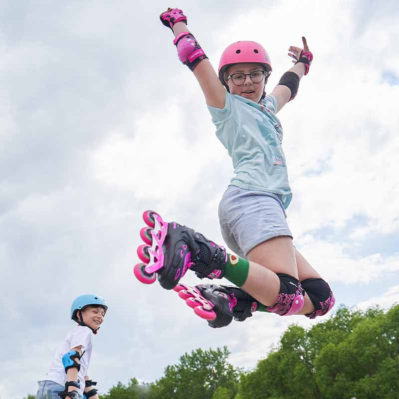 Flying Eagle S9 Dynamo Pink Kids Skates - Inlinex