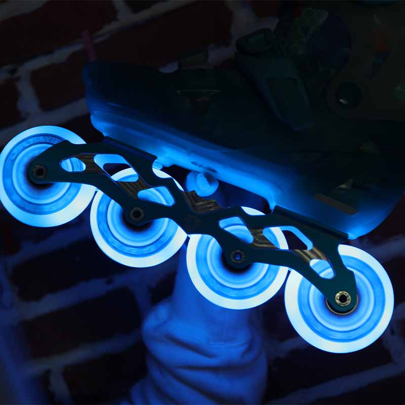 Flying Eagle L8 Lumafly Blue Kids Skates - Inlinex