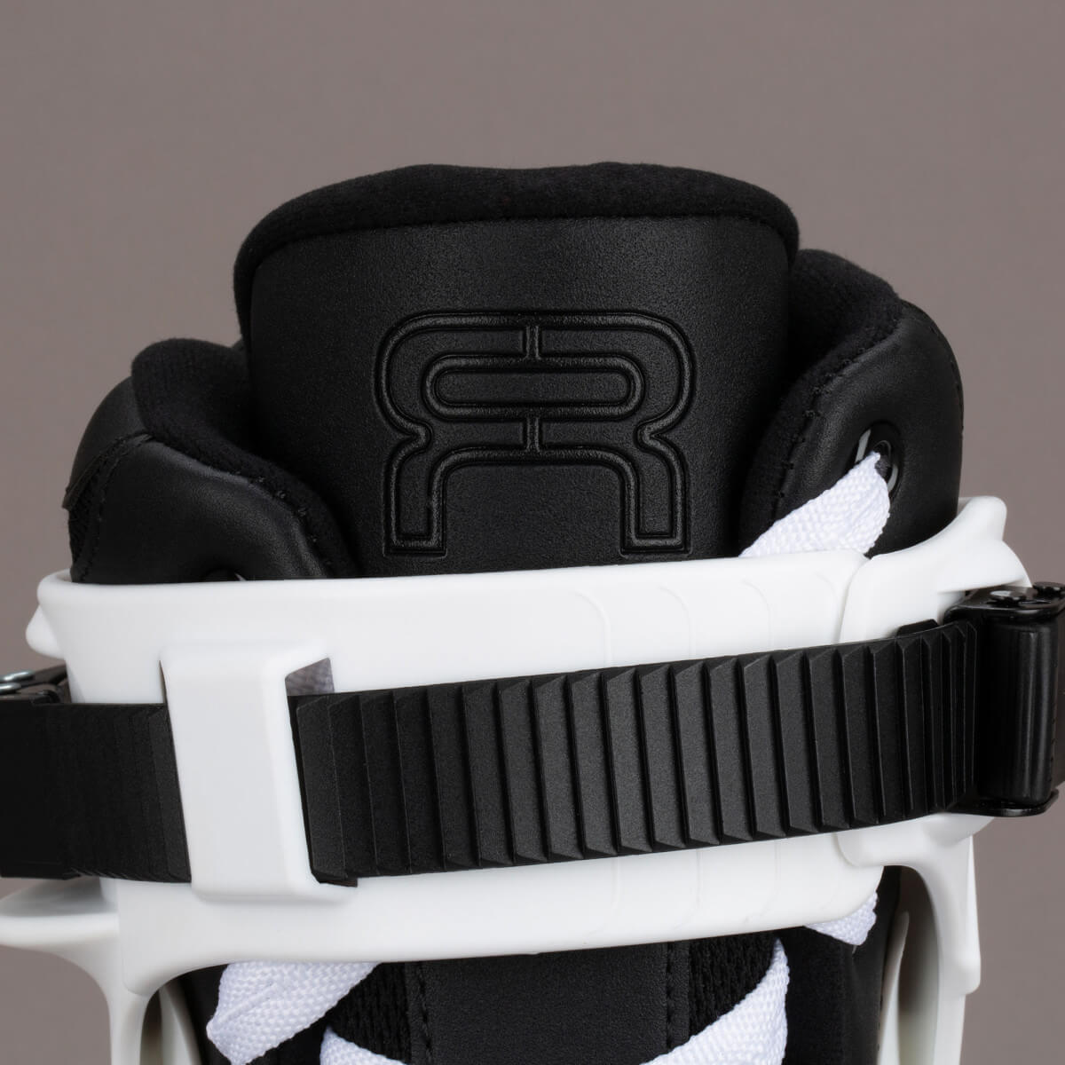 FR 3 80 White X3R Skates - Inlinex