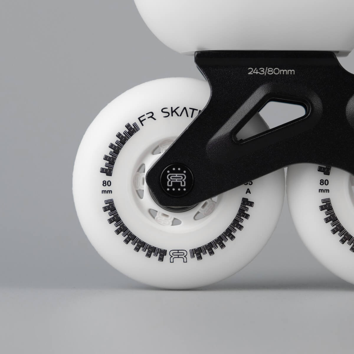 FRX 80 White Skates - Inlinex