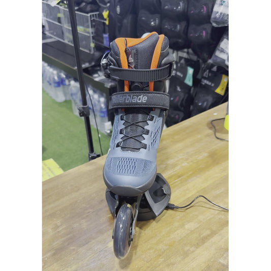 🔥🔥🔥Rollerblade Macroblade 90 Skates - alternate view