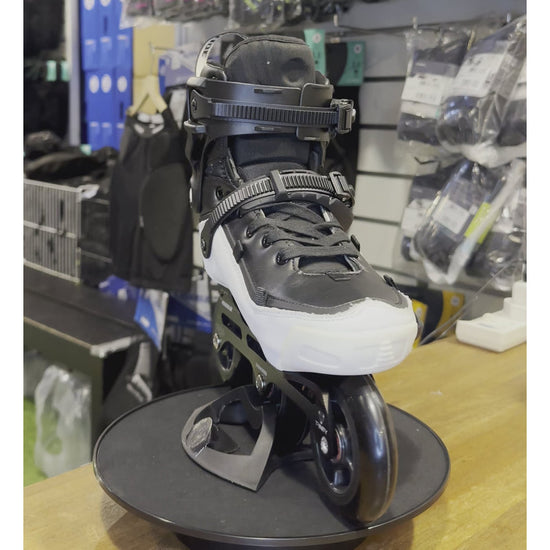 Powerslide Tau 90 Carbon Skates
