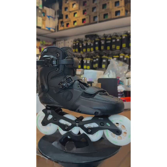 Patines negros FR SL Seven