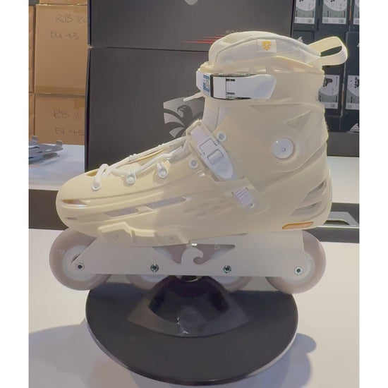 Patines Flying Eagle F4 Raven Sands