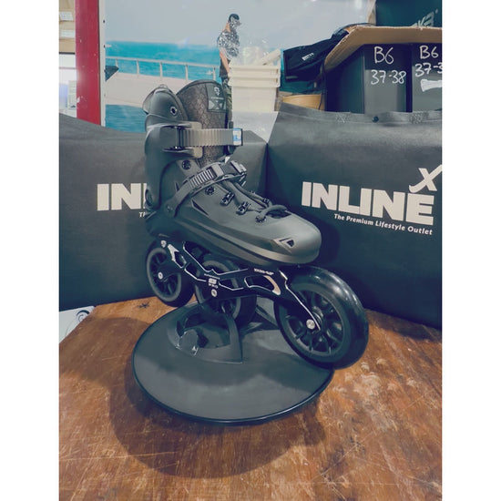 Flying Eagle X7T Reaver Tri Black Skates