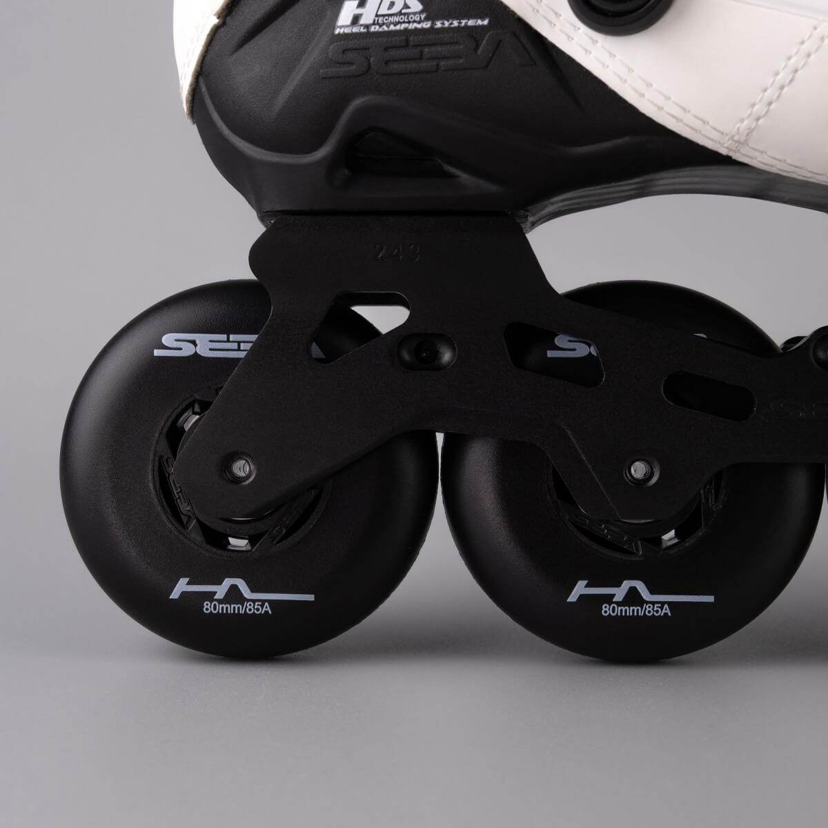 Seba High Light 80 White Skates - Inlinex