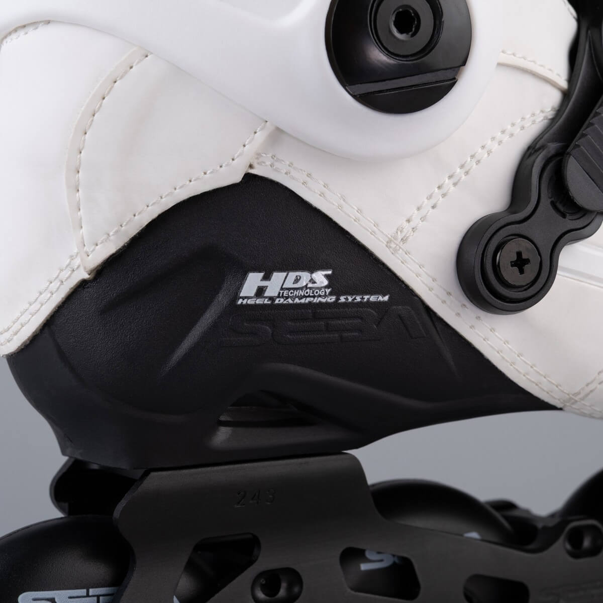 Seba High Light 80 White Skates - Inlinex